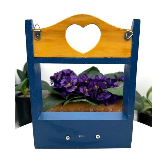 Mini Heart Cutout Wooden Wall Shelf With Pegs - Picture 5 of 8